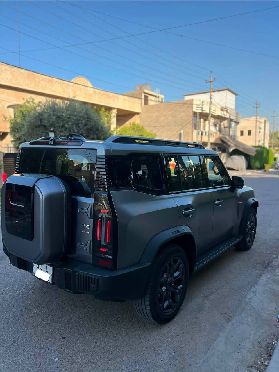 السلام عليكم
للبيع جيتور T2 لون رصاصي مات موديل 24 بأسمي

اغلى لون بلشركة هذا والسيارة اعلى مواصفات موجودة وماشية ٣٣ الف كيلو بس

- داخل زيتوني وحزام برتقالي
- بانوراما
- تبريد كشنات
- كاميرات 360
- تشغيل عن بعد 
- اوتو هولد
- مانع اصطدام
- ترحيب مقاعد
- وضعيات قيادة متعددة
وبعد هواية مواصفات بيهة
مكفولة كفالة عامة على وضع الشركة

السعر 35,500,000 دينار (٣٥ مليون وخمسمية ) وبيها مجال بسيط

للاستفسار : ***********
مكان السيارة بغداد - حي الاطباء او المنصور
