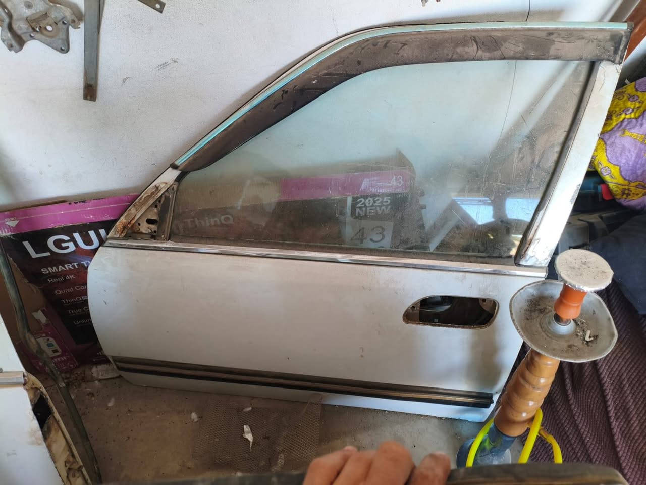 سلام عليكم متوفر أبواب برنس عادي كاملات مع البطاين والمري إلي محتاجهن يتواصل على الرقم *********** ويدلل
