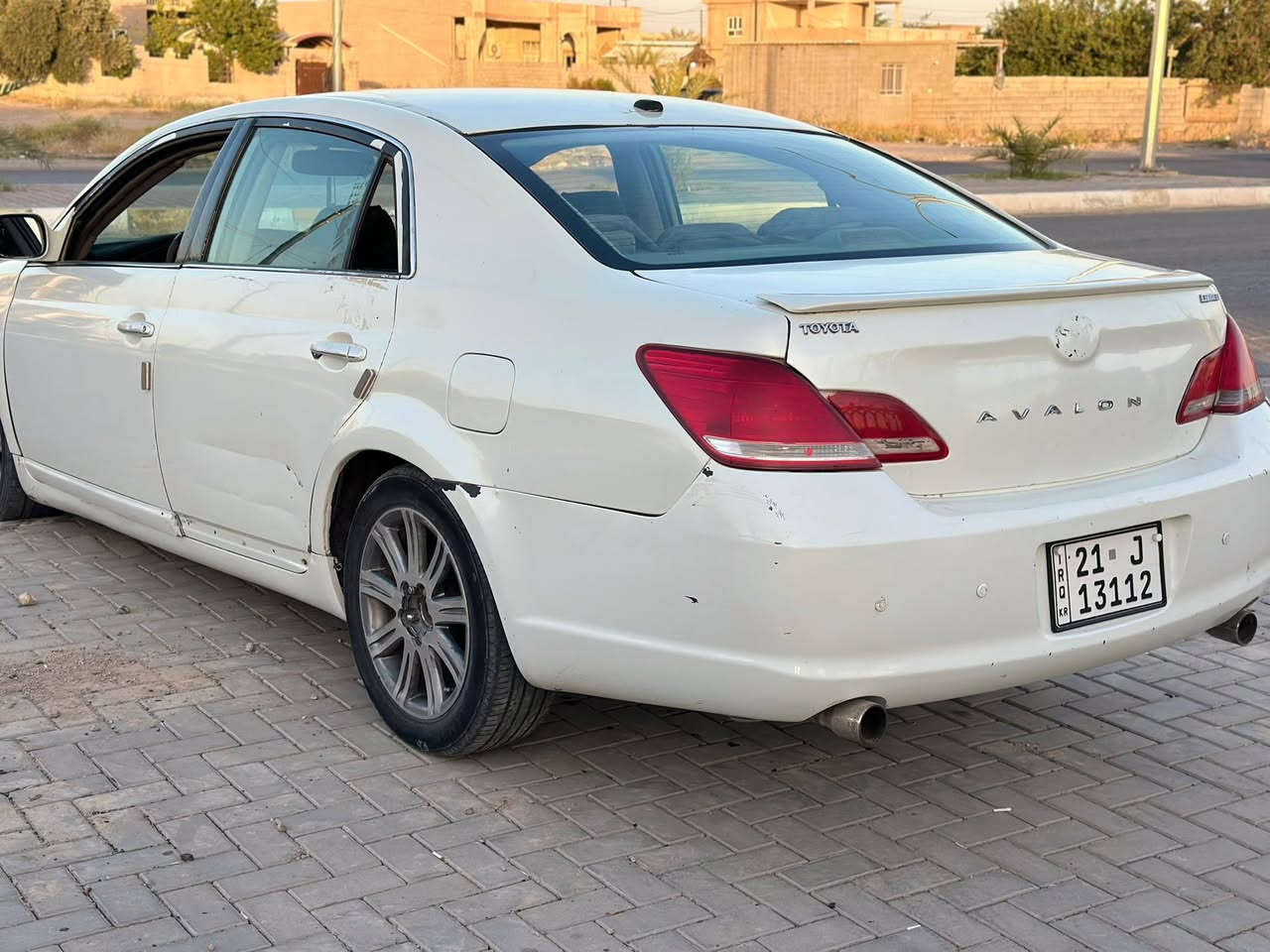 السلام عليكم
افلون
وارد أمريكي
موديل 2007
رقم سليمانية بأسمي
مرتجية ومصبوغة عام 
بيها تبخير بالمحرك
السعر 70
للاستفسار 
***********
