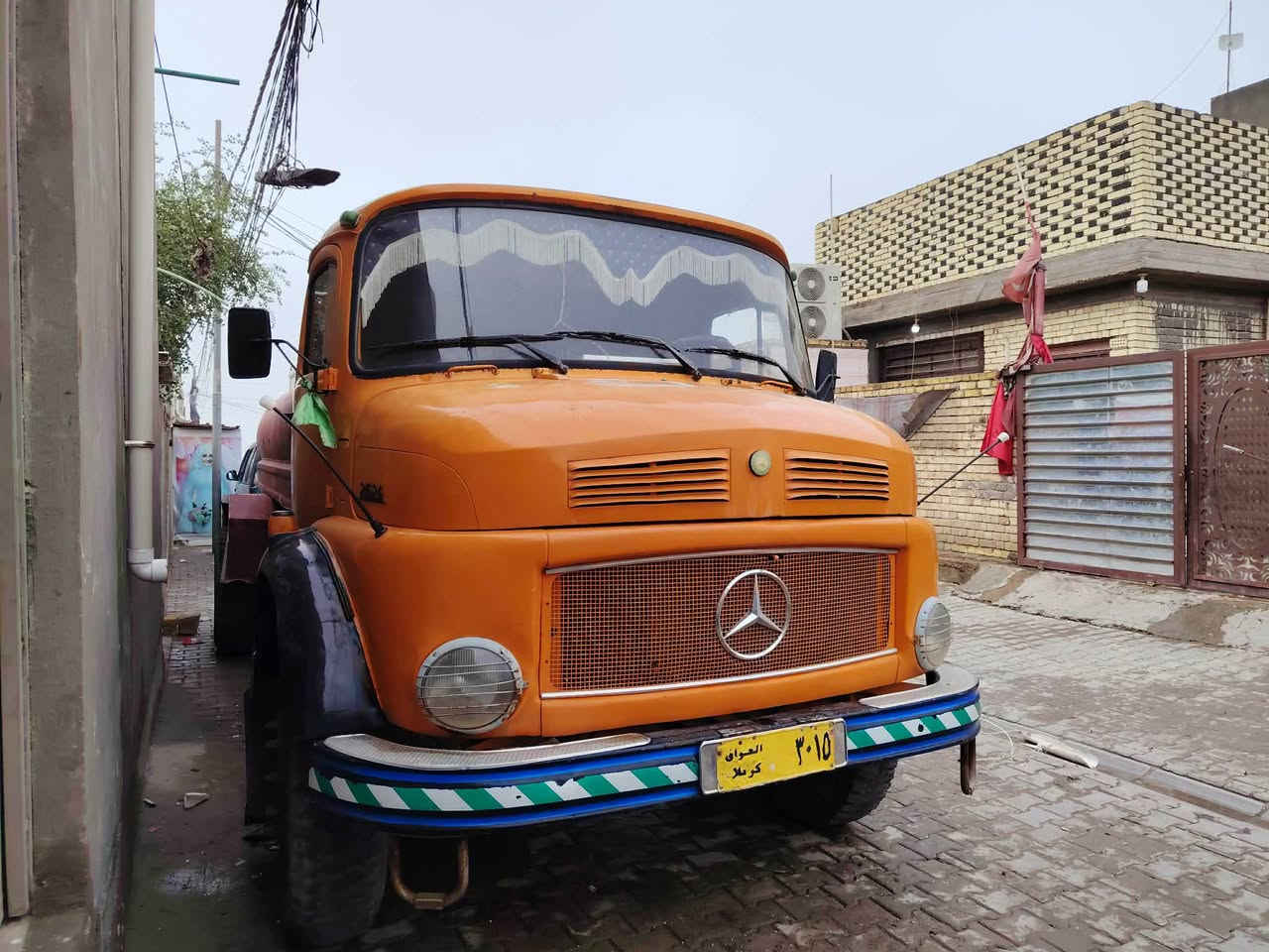 عشراويه موديل 76 كربلاء شرط تحويل محرك جديد 82 وكير 82 مكانه نجف ***********
