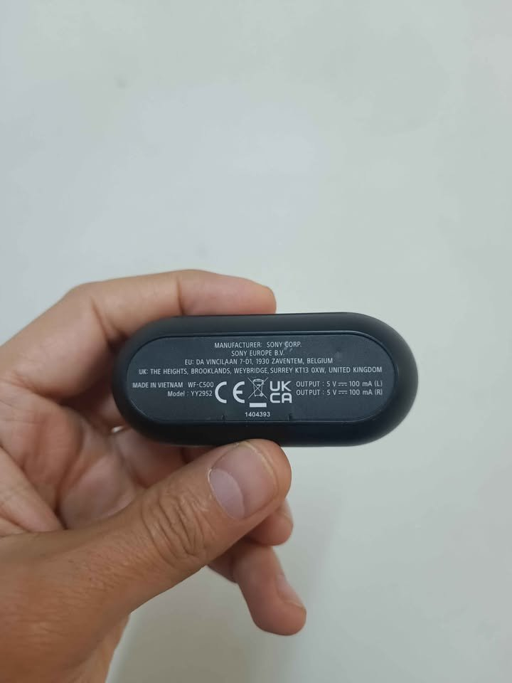 Sony WF-C500
ايربود سوني اصلي بحالة جيدة
كان فيه واير مقطوع ولحمته
الصوت رهيب كما هو معروف من شركة سوني بغداد, العراق


**إذا كنت صاحب هذا الإعلان وتريد حذفه لأي سبب، رجاءا أرسل رسالة إلى الدعم الفني**