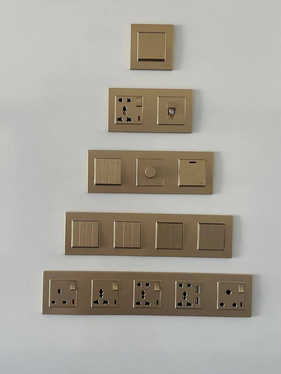 سويجات متصل ماركه روذر ضمان ٢٥سنه حقيقي ستبدل مباشر
(التوصيل مجاني إلى جميع محافظات العراق )

العنوان ديالى المقداديه الحساويه الشارع العام قرب شارع العواشق 

***********
