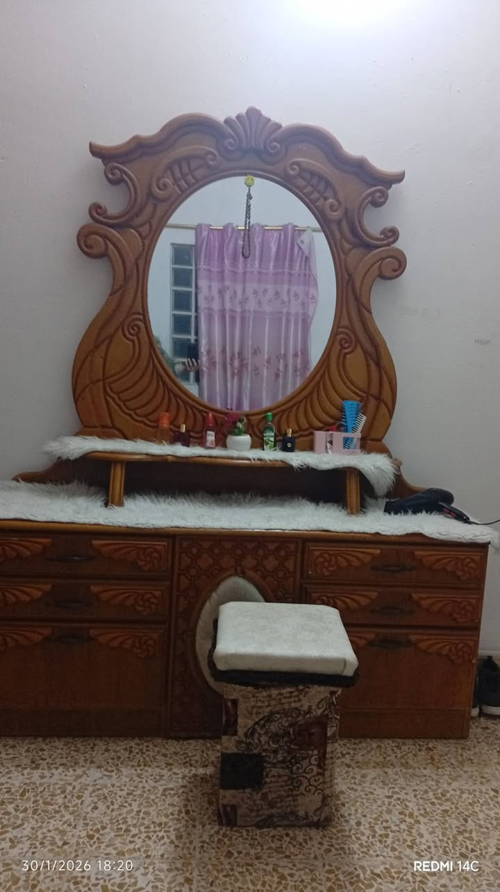 قرفت خشاب للبيع نضيف ستخدامع قليل مكان جانب اليمان بحي نتك السعر 650 وبيه مجال


**إذا كنت صاحب هذا الإعلان وتريد حذفه لأي سبب، رجاءا أرسل رسالة إلى الدعم الفني**