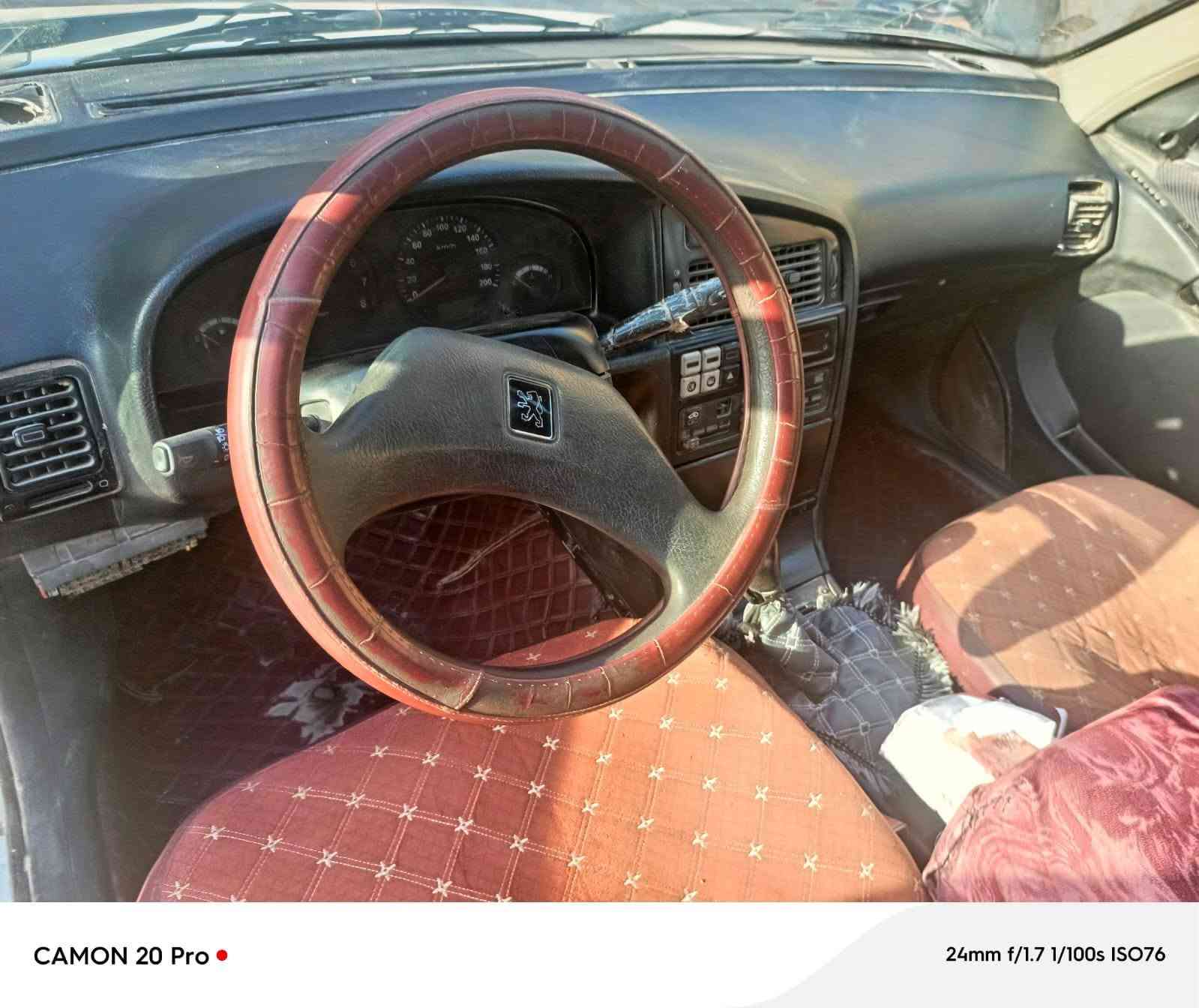 سيارة بيجو روى موديل ٢٠٠٧ رقم قادسية كير مكينة بلاد مكفولات تخم تاير جديد حداديه ٤٠٪ وحداديه جديدة بالجنظة بعدني ما شادهة كهربئيات كله شغاله السعر ١٨ وبيه مجال مكان السياره الديوانية الاستفسار اكثر *********** اتصال أو واتساب
