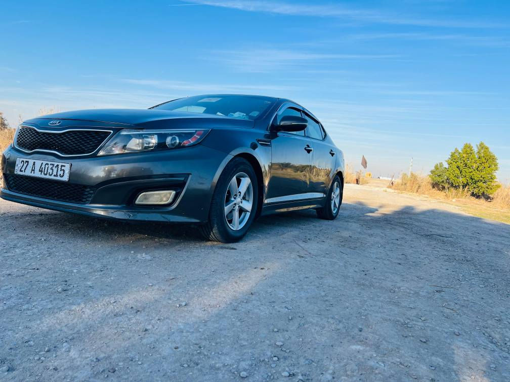 سلام عليكم 
كيا اوبتيما موديل 2014 وارد امريكي ضررها بنيد فقط وبيها باردات والسونار مرفق بالصور شوفه واقتنع بالتفاصيل يلا تخابرني 
نص فول كير محرك بحاله ممتازه حداديه جديده وتخم تاير جدد تبريد تدفئه كلشي شغال رقم ذي قار دولي تحويل مباشر 
سعرها 104
*********** بي واتساب الشطره, ذي قار
