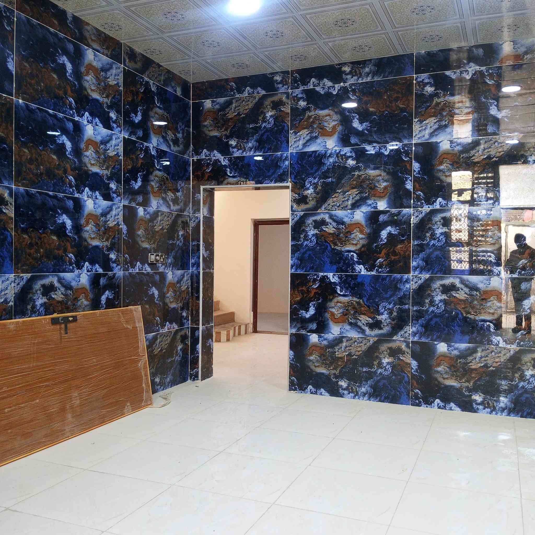 سلام عليكم
بيت مساحه 
200متر
طابق ونص 5غرف
3غرف جوه و2 فوك 
مطبخ كبير 
دوانيه 
3حمامات مشتركه خارجي داخلي وفوك
مطلوب إسكان تقريبا 35 ينزل من ضمن السعر
195وبي مجال 
العنوان تضحيه حي المالكي مقابل المجمع السكني 

تريد نسدهن تريد نبقيهن عليك انت تسدد 228بالشهر
***********
