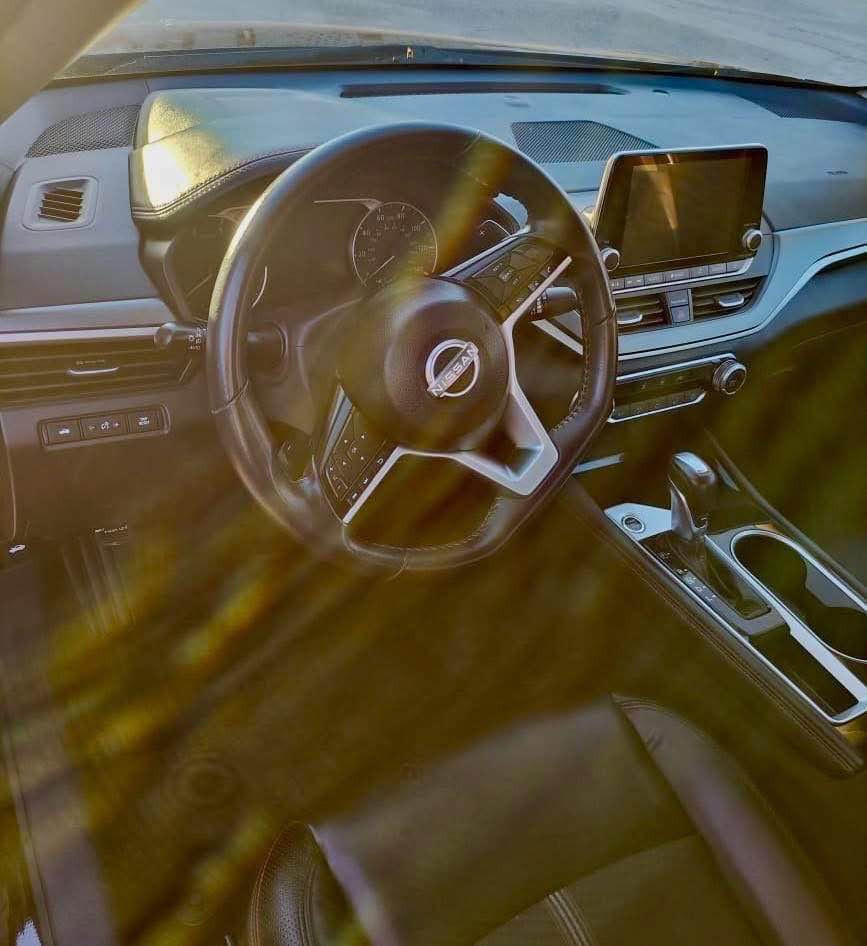 Nissan Altima SR 2024
فول تەنها سلایت نیە 
جملغ سکن و بونیت بۆیاغە
1N4BL4CV5RN346520
نرخ 163  مجالێکی کەم
واتس اپ ***********

📍hawler أربيل, العراق
