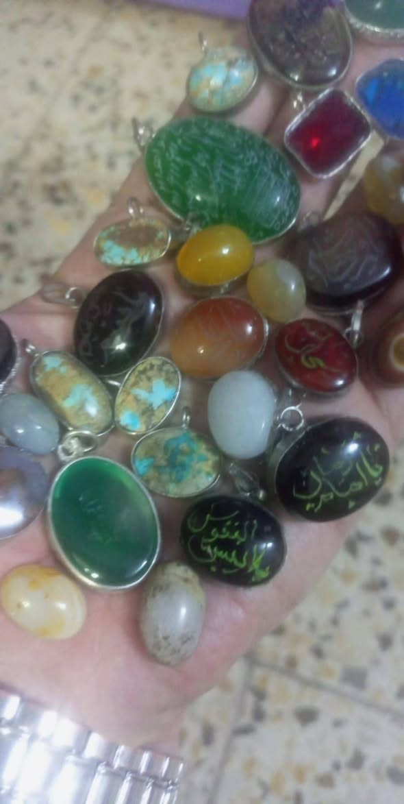 سلام عليكم للبيع احجار عدد 30 جزع وسليماني عطف و سليماني عين صريحة و سنام الجمل و قلادة فيروزي و عقيق مخطوط و عقيق شجري و ياقوت و توباز و شرف الشمس كلهن 50 الف مع التوصيل


**إذا كنت صاحب هذا الإعلان وتريد حذفه لأي سبب، رجاءا أرسل رسالة إلى الدعم الفني**