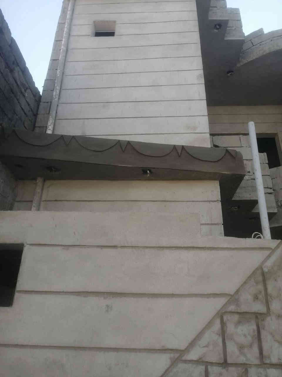 لباخ سمنت متفرغ العمال ***********
داخل موصل
