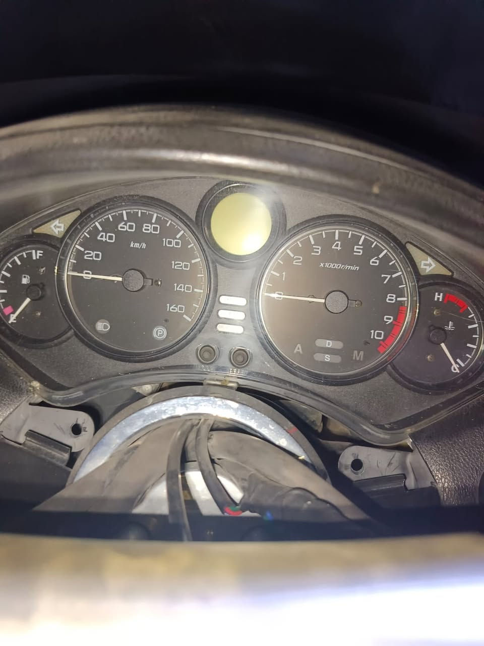 سلام عليكم فورزا للبيع صفر تسعه البيع مستعجل عليها حسب الضروف الخاصه سعر ٥٥٠ الف للستفسار التصال او المراسله ع الرقام*********** اوو***********
