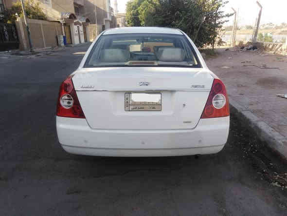 تحية طيبة الى إدارة الموقع ورواده المحترمين
(للجناية فقط)
شيري a5 موديل 2008 كير اوتوماتيك ميكانيكي نظيفة جدا رقم بغداد مشروع وطني حرف ج  سنوية بأسمي غير منتهية تدفئة تبريد خير من الله مكينة مجفتة يم مهند الانكليزي كلفتني مليون واربعمية الله شاهد والكير ممتاز ...السيارة مابيهة دكمة متشتغل كلهة بلاد الحمد لله بدون صبغ ...بيهة جراد الصباغ كال يكدر يعالجة بالبوليش ...بدون قطرة خياس ...بيهة بارد على كد كف اليد وبيهة شخط بالصفحة ....السعر 57 للاستفسار اكثر اتصل على الرقم *********** 
ملاحظة اقساط ما ابيع وما ابقي ولا دينار على التحويل ...السيارة كدامك تجي تفحص كامل وتقتنع وبرسم الخدمة .
