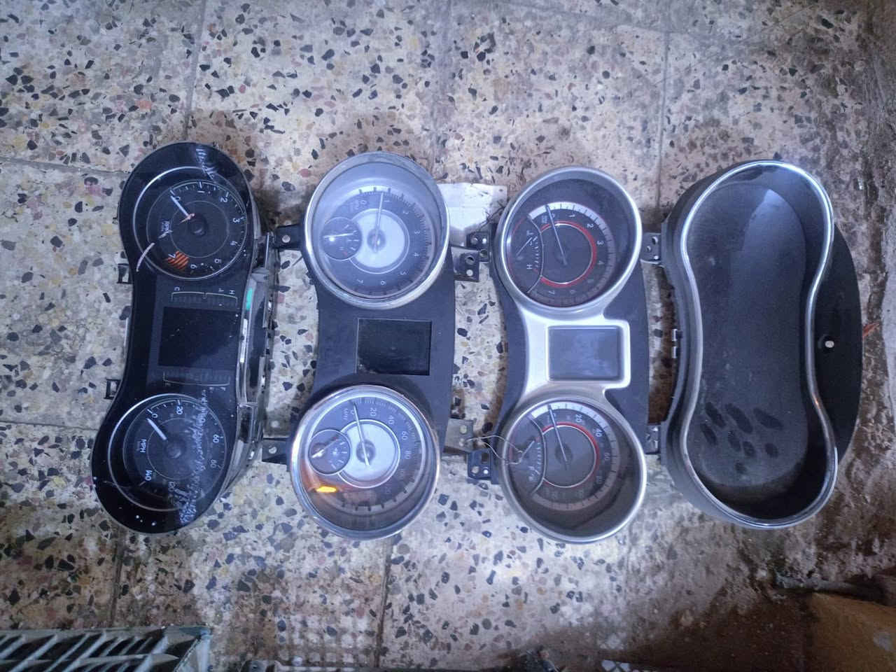 عنوان كربلاء حي المعلمين شارع مركز الشرطه
تم وصول نواعم كل الموديلات 
يوجد توصيل الى كل مكان 
مواد صدر محركات مواد كشر 
للاستفسار اتصل 
***********
***********
متواجد خاص 
واتساب موجود
