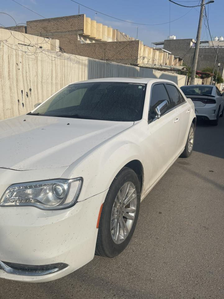 السلام عليكم اخوان اوباما موديل 17 تبديل فقط بابتين الايسر  اصلي تفصيخ بدون صبغ  ماشية 72 الف 

تترقم بغداد  مكانهة الحرية السعر 250$ نضيفة السيارة جدا (مع الرقم السعر)!

***********
