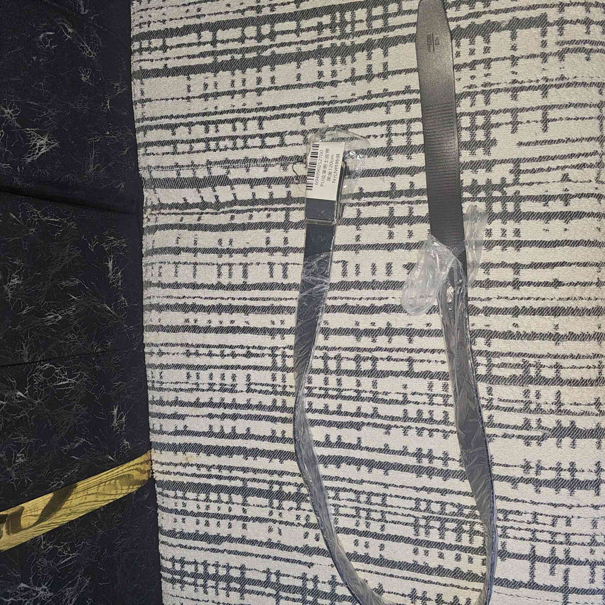 حزام جديد بس مامزرف بعده اجه هيج من الصين


**إذا كنت صاحب هذا الإعلان وتريد حذفه لأي سبب، رجاءا أرسل رسالة إلى الدعم الفني**