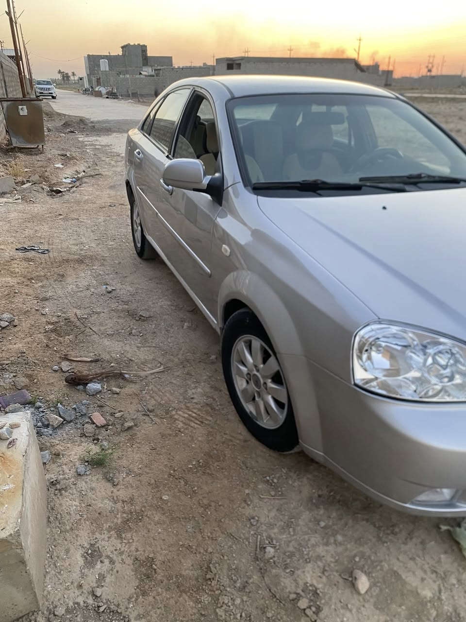 اوبترا علامة دايو لاستي محرك و كير وتبريد فول رقم ديالى السيارة كان بيها دوسات بيها خياس سويتهم وصبغتها عام بسب الجراد وللجماليه السياره بدون ضربه و كلش حلوه داخلها حلو و مفروشه جلد محرك 1600 محتاجه زوج تايرات خلفيه 
السعر 60 وبيها مجال


**إذا كنت صاحب هذا الإعلان وتريد حذفه لأي سبب، رجاءا أرسل رسالة إلى الدعم الفني**