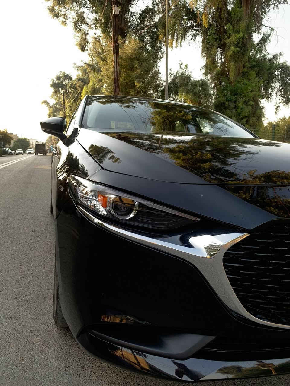 ‏ MAZDA 3 (SKYACTIV G)2025
مكينة 2500  تنفس طبيعي المرغوب
للبيع او المراوس
حادث فقط بنيد مبدل ومصبوغ (BDR) بل جاملغ 
صور الحادث موجوده بل منشور
فول ١/١ مميزة وبحالة الزيرو
سياره بل حقيقه احلا من الصور 
المواصفات
بصمة
سلايد روف 
ماوس تحكم شاشة يم الكير
عدادات ديجيتال
سستم سماعات 
خاصية القفل التلقائي
مري قلابة ع بك 
اشاير بالمري 
رادار نقطه عمياء
رادار تحديد مسار
رادار خلفي اوتو بريك
رادار امامي 
كامرة خلفية دوارة
هاند بريك بصمة
اوتو هولد بريك
حساس اجتياز
وضعيه قيادة ((سبورت))  
دبل اكزوز ((اكتف))
كشنات جلد 
كشنات كهرباء
كشنات تدفئه
تحكم كامل بالستيرن
تبريد شاشة لمس منفصل للسائق والراكب 
الإضاءة الداخلية لد زنون
لايت امامي زنون مع لد
بك لايت لد
ويل كروم حجم 18 
بغداد  الكاضميه
سعر مرقم باسم المشتري ب155$
رقم الهاتف ***********
متواجد فيس او واتساب
