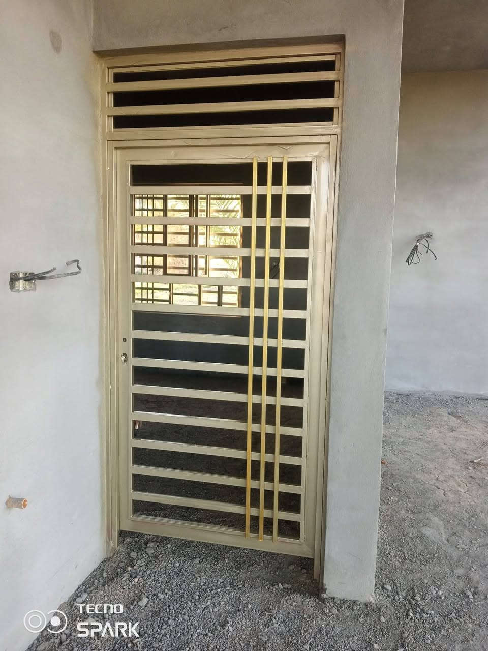 السلام عليكم اي واحد محتاج صباغ موجود  ول شغل امامكم  
هاذ الرقم ***********
