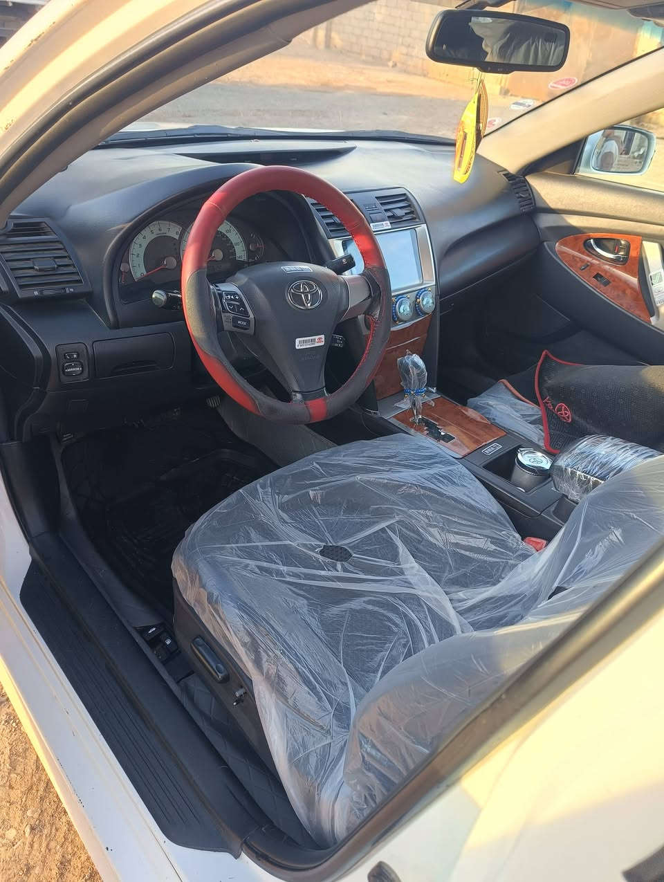 كامري موديل 2009 امريكي رقم ديالى رقم وسنويه جديد لل30 بيها قطعتين والسونور موجود العنوان ديالى سد حمرين اني مكلف بالنشر للاستفسار الاتصال هنا ***********
