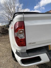 سةرةتا بة ناوي خواي گةورة و ميهرةبان وخواي گةورة رؤژ و نويژي هةموو لاي...