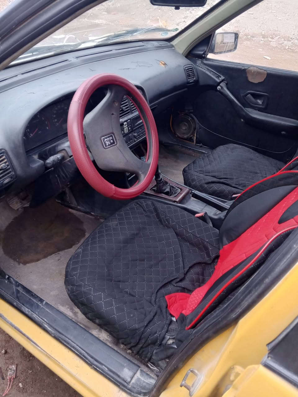 السلام عليكم 
بيجو روا للبيع مااندل راعيه اتكفل سرقه وعشائر كير صدر خير من الله مكينه ببه خيط بخار سعرها 10 وبيه مجال للشراي مكان ناحية الوحده قرب بسمايه الخالصه هذا رقم الموبايل ***********
