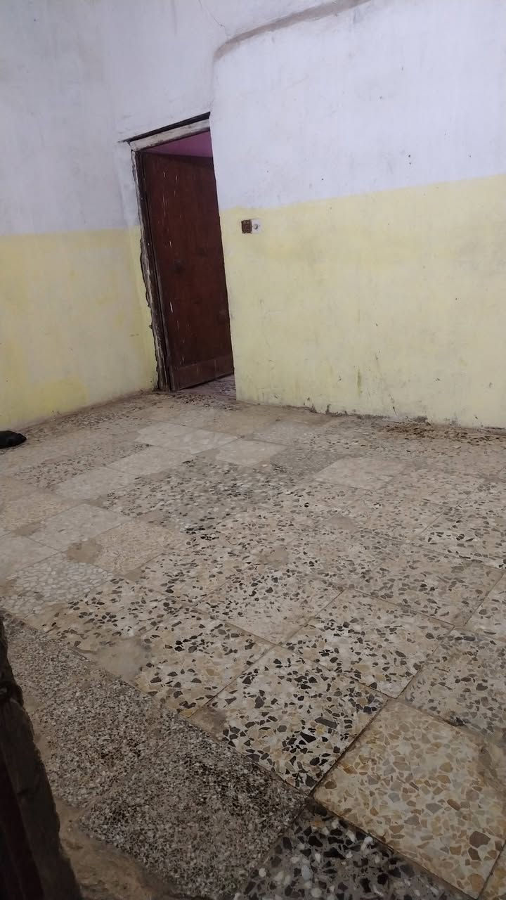 بيت للبيع مساحه 125 حي البتول
الزراعي شارع أبو الثلاجات قريب ع حسينيه حجي راضي
الاستفسار ع الخاص
*********** وتساب
سعر مناسب
كامل خدمات مي كهرباء سحب
السعر مناسب
