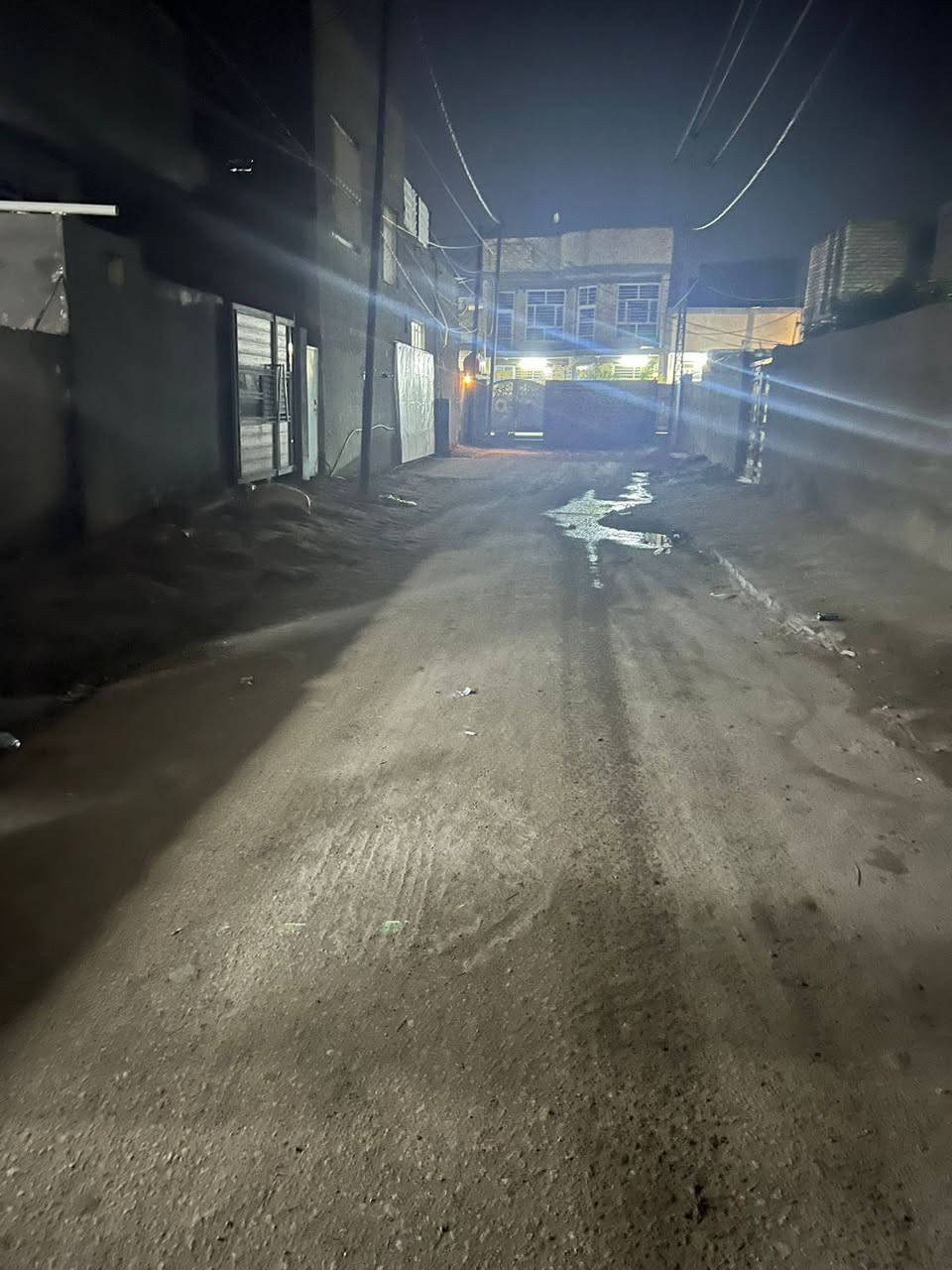 دار طابقين للبيع الموقع محاويل حي الشهداء قرب حسينيه حجي سعدون طابو سند ٢٥تحويل مباشر بلطابوا المساحه 200متر السعر ٧٨مليون وبيه مجال بسيط ***********
