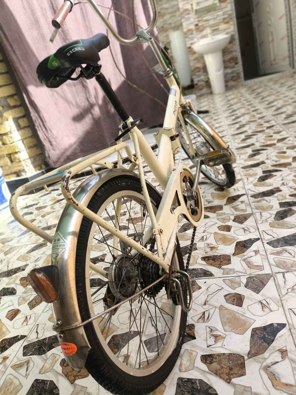 بايسكل للبيع ياباني باله ولادي طباكي المكان ميسان حي المعلمين القديم الرقم ***********
