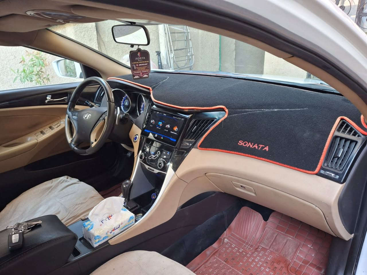 بغداد - شهداء البياع
سوناتا موديل 2011 خليجي مكفولة من الضربة و الصبغ بيها اماكن بارد فقط 

السيارة فول مواصفات بانوراما و بصمة و كشنات كهرباء
مكينه 2400 دوش 

مكانها بغداد / شهداء البياع

السعر / 118 ورقة و بيها مجال

***********
