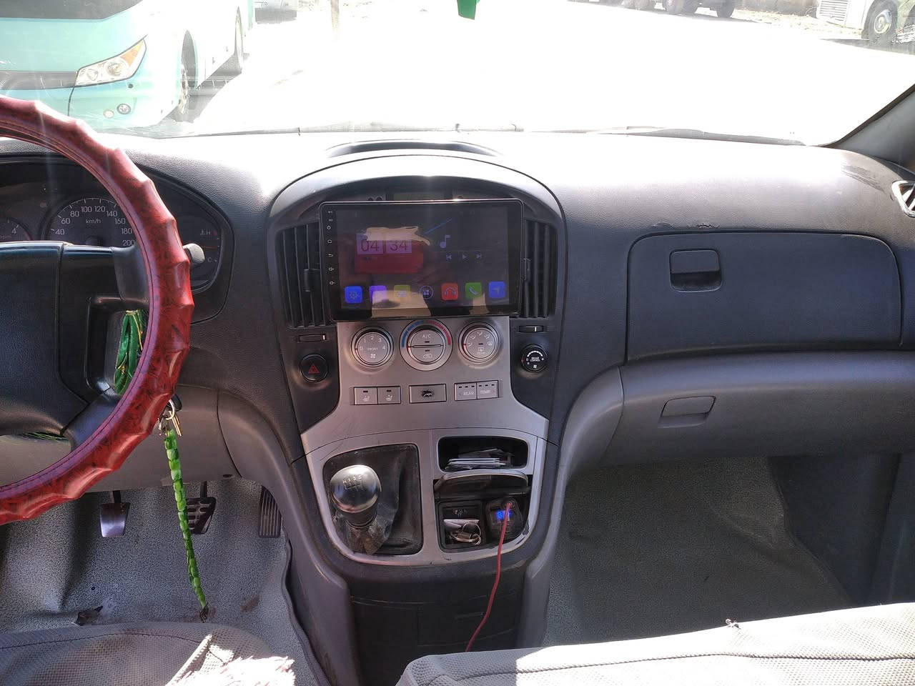 السلام عليكم سياره ستاركس 2008 مسكر اصل كير عادي تخم تاير   كير مكينه حداديه  تبريد كفاله  رقم واسط انكليزي السياره بسمي مداور ثاني يوم 
سياره بيه شويه ملاحضات بيه الجاملق الخلفي بارد والثاني صبق  قليل بدون ظربه   الاستفسار علا هاذا الرقم ***********  وبيك خير وتدلل   مكان الحمزه الغربي
