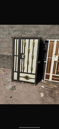 أبواب خارجية • حديد ثقيل • ١٣٠x٢١٠