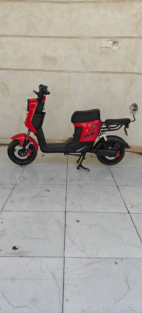 السلام عليكم دراجه شحن R9  بطاريات 5 دبل  كبار  الدراجة  ما بيها اي عطل السعر 425 وبيها مجال بسيط العنوان البصره الزبير الاستفسار***********
