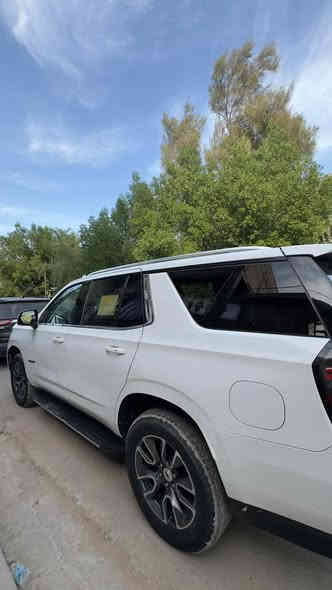 السلام عليكم ورحمة الله
للبيع سيارة: #شيفرولية_تاهو LT فول مواصفات
الموديل: 2022
•الضرر: صبغ طرف البنيد والجاملغ
•الرقم: حرة مدفوعة الكمرك وجاهزة للترقيم على اي محافظة حسب رغبة الزبون
•الايرباكات: دركة ودشبول

•المواصفات :

▪️السيارة: شيفرولية تاهو لون ابيض
▪️المحرك: 5.3L (ثمانية سلندر)
▪️العداد: 41 الف ميل حقيقي
▪️حجم الويل: ويل كب حجم 20 اصل مع طقم تايرات بحالة ممتازة
▪️لايتات زينون مع حاجب LED مع كشافات دعامية
▪️بصمات عدد 4 للأبواب مع بصمة تشغيل
▪️رادار امامي تفاعلي للتنبية من التصادم
▪️تحديد مسار
▪️حساسات امامي خلفي اصل
▪️رادار جانبي (نقاط عمياء)
▪️تدفئة لكشنات المقدمة
▪️تحكم فول كهرباء لكرسي السائق والراكب
▪️كامرة خلفية دوارة اصل مع الستيرن
▪️كشنات السيارة جلد اسود اصل
▪️شاشة الدشبول حجم كبير مع قاصة داخلية صغيرة
▪️تشغيل عن بعد
▪️جنطة كهرباء
▪️ستيرن كهرباء 
▪️سستم صوت
▪️تحكم ستيرن جهتين بلوتوث وحاكية وكروس سرعة وتحكم صوت 
▪️نظام ABS مانع انزلاق
▪️السيارة جديدة وبوضع الشركة.

#نكفل السيارة من ( الغرق و الشاصي )

 السعر المطلوب : 435رقم ***********
