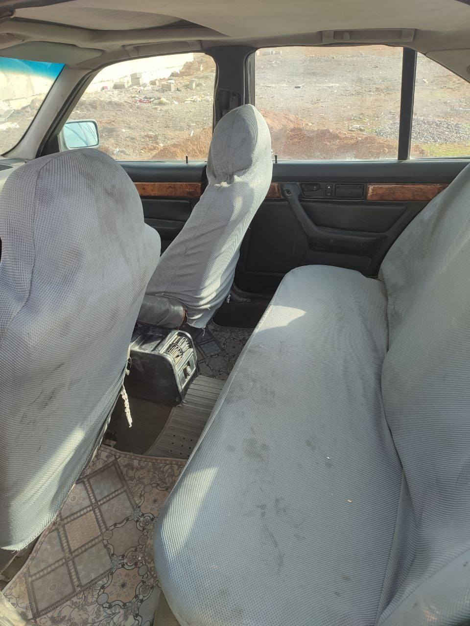 سيارة Bmw 335
السلام عليكم من رحصة الادمن
سيارة bmw. 335محرك فل لا صرف ولا نفخ
فول توماتيك كير ميكانيكي فاستنك كير fasting خير من الله
صبغ عام جمالية
كهربائيات شغالة لايتات زينون جامات كهرب
كوبون (رقم الماني) 
تحويل او وكالة صاحبها الشرعي بالموصل
سنوية عضم الى  سنة 2028
سعرها ٥٦ وبيها مجال شوية
مراسلة عالخاص او اتصال او واتساب عالرقم
*********** الموقع مجمع النخيل قوسيات
