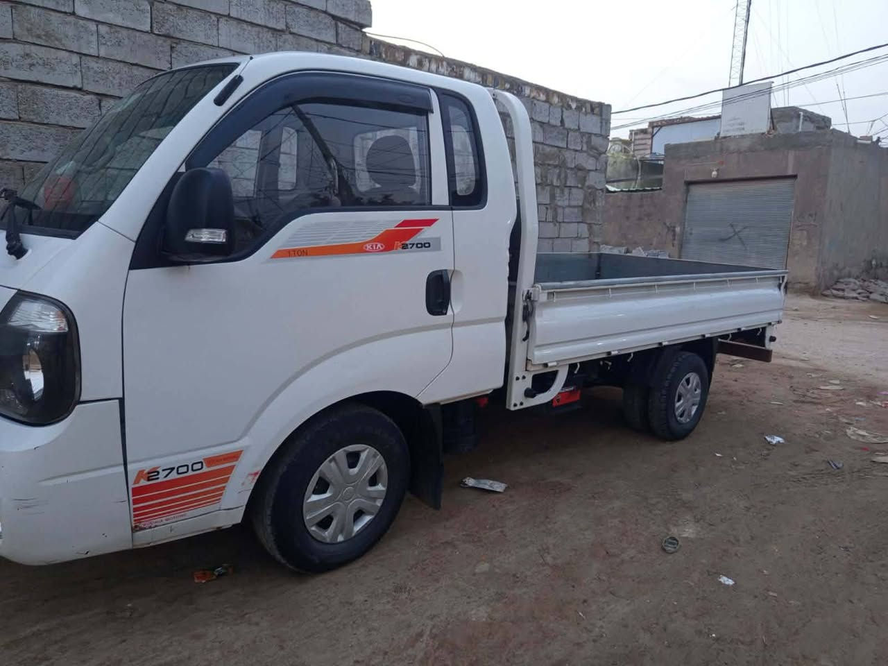 سلام عليكم
بنكو 2700 للبيع 
مديل 18
سياره كفاله عامه ماعده ل دعاميه ل اماميه
ماعليهه لا هيهه ولا غرامه بيهه سونار جديد رقم بابل الماني
120وبيه مجال  
مكلف بل نشر هاذا صاحبهه ***********
