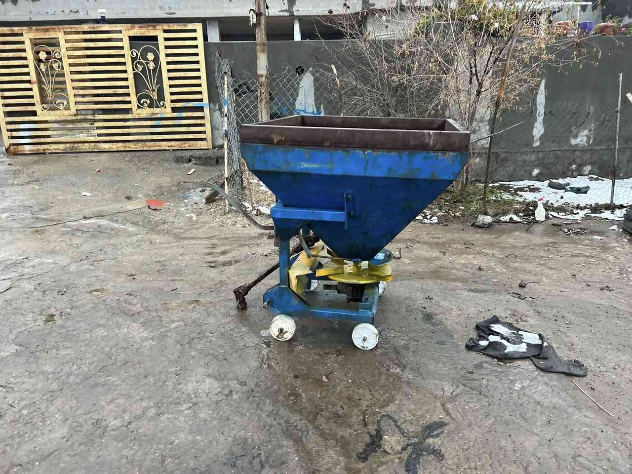 بۆفرۆشتن لەدوروبەری هەولێر ***********
***********
