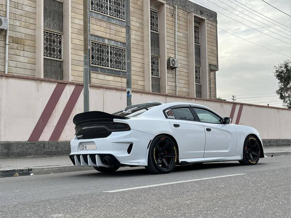 سلام عليكم من رخصه الادمن ( البيع دوج جارجر /SRT6400scat pack موديل (2016) اصل رقم بغداد الدولي مشروع وطني سنويه جديده باسمي تحويل ثاني يوم السياره وارد امريكي  اجت من امريكا بيهه قطع 4 كلير  بدون  دواخل او ارباك بجم بلاد كفاله وبدون أي ظرر داخلي شواصي اولغود مكفوله مكينه وكير بلكارتون 
مواصفات السياره 
1/ مكينه وكير 6400 جدد
2/ تبريد امامي خلفي 
3/اكسل قفل SRT
4/ فجوج برمبو 6 بستم
5/ درايف مود SRT 
6/  شفتات ستيرآ 
7/ كزوز موبار صوت طرب 
8 /  كامره خلفيه 
9/ حساسات خلفيه 
10/ كشنات جلد تدفئه تبريد 
11/ خزن ميموري 
12/ تخم ويل نجمه خسفه قويه اصلي تخم تاير 315 والامامي275   
13/ولف حماوه ريسنك 
14/ بلكات ريسنك 
وباقي مواصفات السكات معروفه والسياره جديده اوجاهزه من كلشي على أيدي استخدام شخصي وماشيه ( 100) الف فقط جاهزه ع الأخير ومصروف عليهه كلش هواي  #####@@ سياره امبرمجه سيفتي عل بانزين   عادي محسن مو مشكله سياره خيرمن الله جاهزه من كلشي مواصفاته معروفه فول عده فتحه سقف للعلم صور حديثه اليوم  والسعر مناسب بلعافيه لي ياخذه لان متعوب عليه السعر (175) اوبيه مجال  قليل ماكو هيج سعر رقم الهاتف (***********) اثير (***********) الشراي يتصل ويدلل مكاني ( البصره قضاء المدينه اي ستفسار عل رقم ) وأنه بخدمتكم
