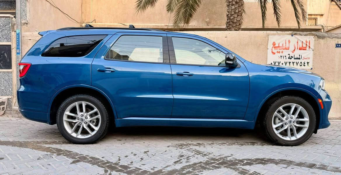 سلام عليكم 
دورنكو 24 هيمي 
فول واحد على واحد 
ماشيه 10 ميل
سياره اخت الزيرو  
سياره بدون حادث 
سرقه فقط القطع الاماميه 
للستفسار اكثر الاتصال على الارقام 
***********
***********
