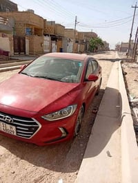 النترا ١٧ وارد امريكي السياره بسمي المكينه مفتوحه وهسه حمت عندي وطك ال...