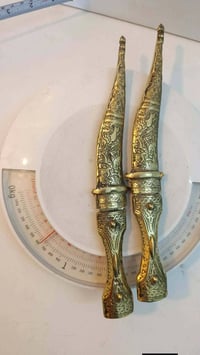 زوج خناجر • نحاس كامل • منقوش باليد