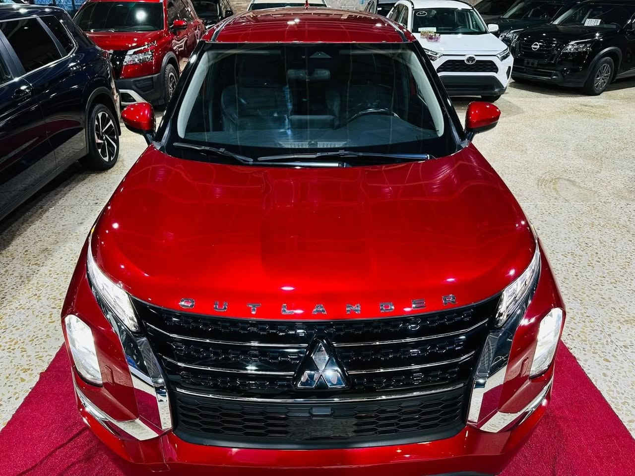 🔴(فرع كركوك) 

🟢Mitsubishi Outlander 2023 SE 🟢

حجم المحرك 4 (2.5L) 

عداد المسافة 49744 mile

🔴(السعر/19500 $)

🔴المواصفات :

بصمة تشغيل
بصمة ابواب
رادار امامي (تحديد مسار)
رادار جانبي (نقاط عمياء)
رادار خلفي (تحذير من الاصطدام)
تبريد قطعتين لمس
تحكم وضعيات القيادة...Drive Modes 
كشنات قماش وجلد+تحكم كهربائي 
شفتات + تحكمات استيرن 
هاند بريك بصمة
اوتو هولد Auto Hold
مانع انزلاق+ABS
شاشة كبيرة لمس+كاميرا
حساسات خلفية
منافذ AUX+USB
وبقية المواصفات المعروفة

🔴(العنوان/كركوك شارع المعارض)
                - - - - - - - - - - - - - - - - - 

🔴للاتصال/

ابو عمار
***********

فيصل
***********
