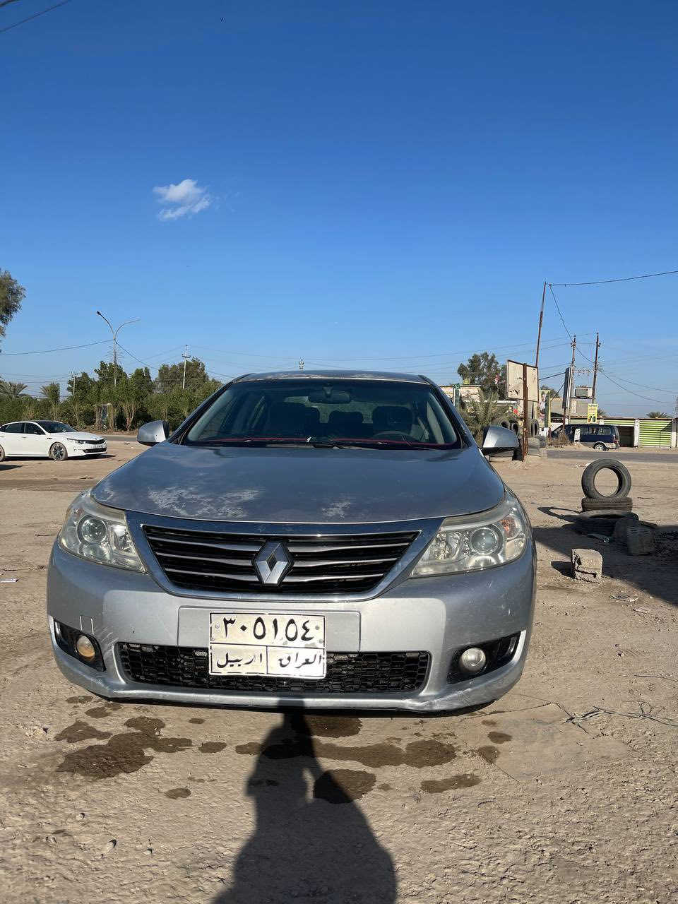 رينو سافران موديل 2012 
مواصفاتها معروفة 

كير محرك كفالة

تبريد ثلج

تخم تاير 

حدادية امامية وخلفية جديدة 

ادامة كاملة 

بيها قطعة وحدة جاملغ خلفي صبغ فقط

وبيها جراد واضح بالصور 

رقم اربيل السنوية نافذة تريد تحويل تريد وكالة

السعر 67

المكان الديوانيه 

***********
