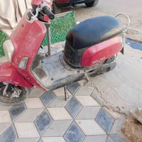 للبيع مكينة مكفولة سعر 650 وبيها مجال مكان بغداد زيونة 07707877630