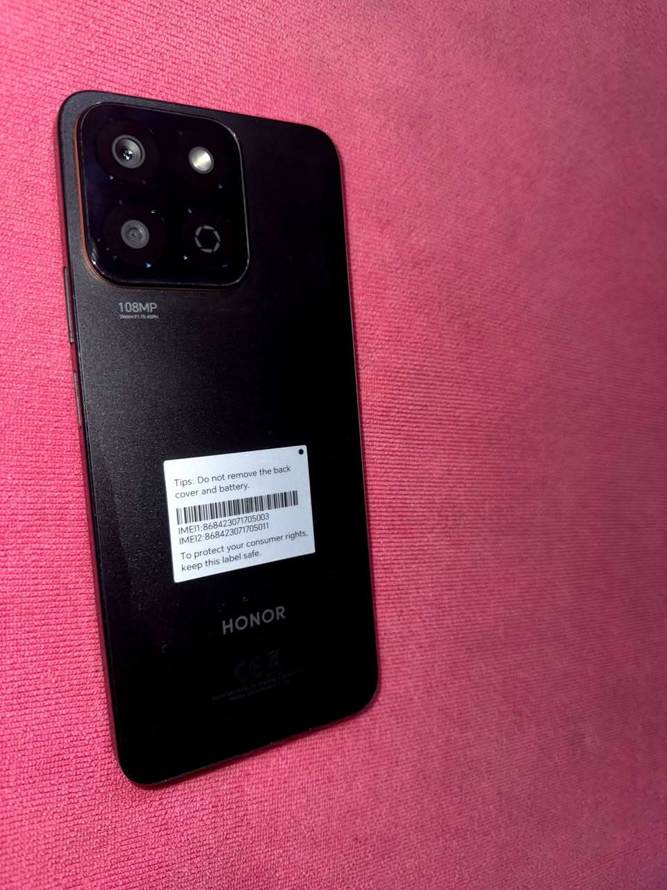 هونر x7c
نظافة 100% 
الملحقات فقط شاحنة
الذاكرة 256 جيجابايت
الرام 16 جيجابايت 
الكاميرا 108 + 2 ميجابكسل
المعالج Snapdragon 685
البطارية 6000 مللي أمبير 
الشحن السريع 35 واط
مقاوم للغبار والرذاذ الماء بمعيار IP64
السعر 150 وبي مجال 
***********
