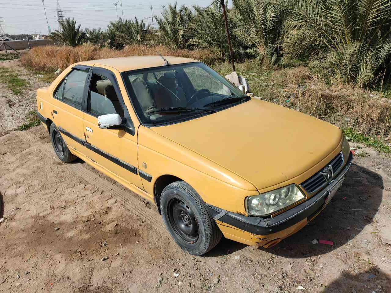 لبيع سيارة بيجو 405موديل 12 سنويه صار 4اشهر صاقطه مصفره هيئة وغرامات تبريد تدفئه كهربائيات كله شغاله تخم تاير تحويل ثاني يوم كير ومكينه خير من الله مكاني كوت واسط للتواصل ***********
