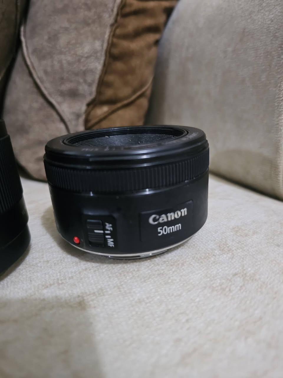 عدسات للبیع
1 سوني فول فریم واید  f 2.8 20mm فلتركس 150$ 
2كانون واید 10_18 سعر 100$
3 كانون 50mm فتحة 1.8 ... 110الف 
4 سیكما لكانون 17_70 ... سعر 155$ 
....
مكاني اربیل و توصیل موجود اذا شركات توصیل ینقلون عدسات


**إذا كنت صاحب هذا الإعلان وتريد حذفه لأي سبب، رجاءا أرسل رسالة إلى الدعم الفني**