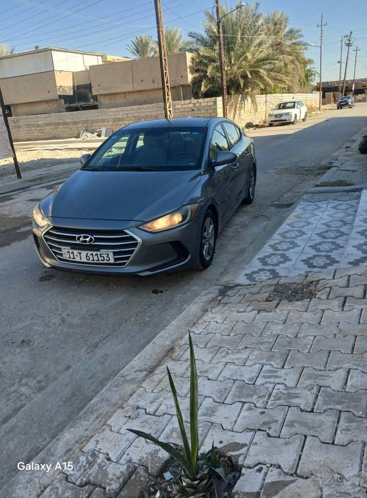 سلام عليكم انتره موديل 2018 أمريكي ليبل واحد محرك ٢٠٠٠دوش كير محرك تبريد صدر امامي خلفي تخم تاير كله مكفول سياره نص فول شاشة كامرة دوارة تحكمات ستيرن كشناتا تدفئة سياره جاهزه من كلشي سياره احله من صور رقم بغداد دولي مشروع وطني السنويه ٢٩تحويل مباش سونار موضح بل نشر سيارة بسمي سعر ١١٠ وبيهة مجال لشراي
 هاتف,***********
