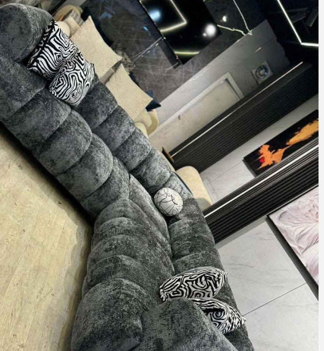 عمل ديوان تزكام حسب الطلب سعر المتر ١٠٠ الف فقط ضمان ٥سنوات العنوان ديوانيه حي الامين ***********
