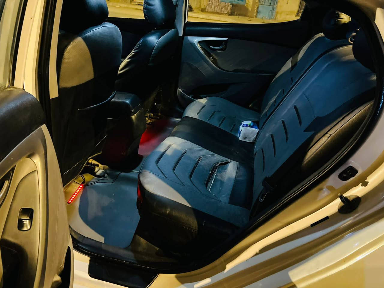 الإنتره وارد امريكي 2015
السعر 98العنون بصره
***********
