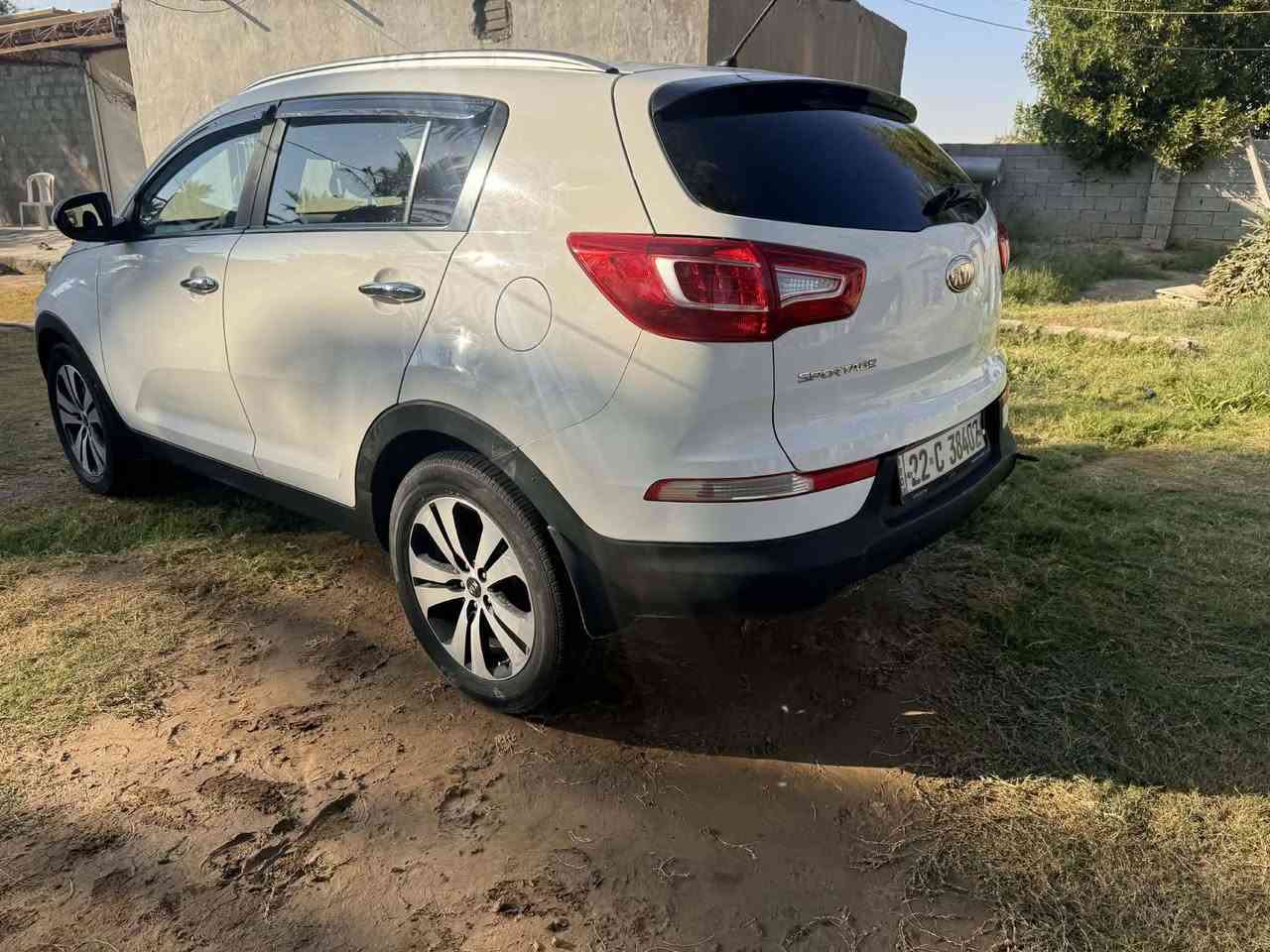 السلام عليكم كيا سبورتج خليجي موديل 2013مكفوله كفاله ماعدء خشم البنيد وبيه باردات السياره مال جناي سنويه مجدد السياره خير من الله السعر 160وبيه مجال ترهم مراوس وترهم بيع مكاني بابل الحمزه الغربي للئتصال والاستفسار ***********
