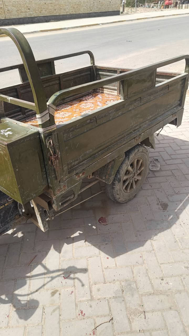 سلام عليكم ستوتة أبيع موديل 2015 سعر مليون ونص تفاصيل تصال ***********
